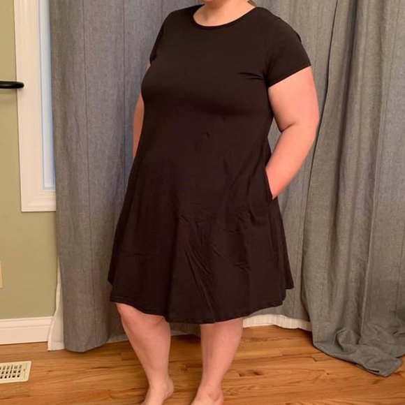 Eco T-Shirt Dress with Pockets NWT large - Picture 3 of 3